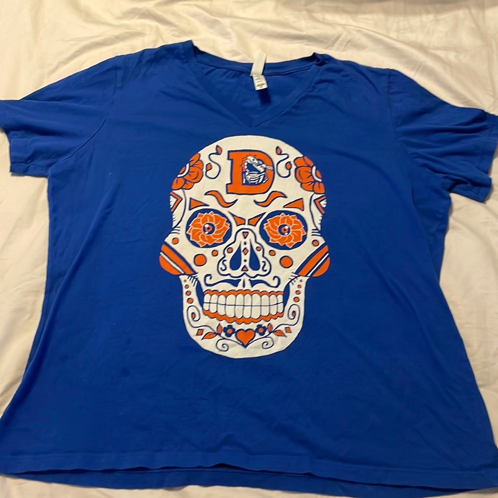 Denver Broncos sugar skull 100% cotton vneck tshirt